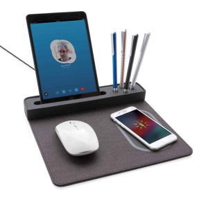 Podloga za miško z brezžičnim polnjenjem in USB Brezžični polnilci in powerbanki Podloga za miško z brezžičnim polnjenjem in USB